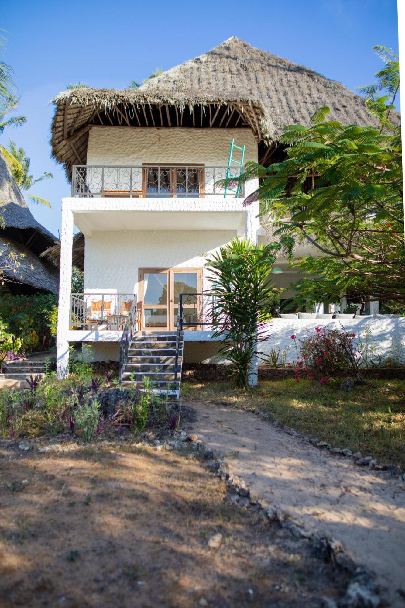 Temple Point Resort Watamu Exterior photo